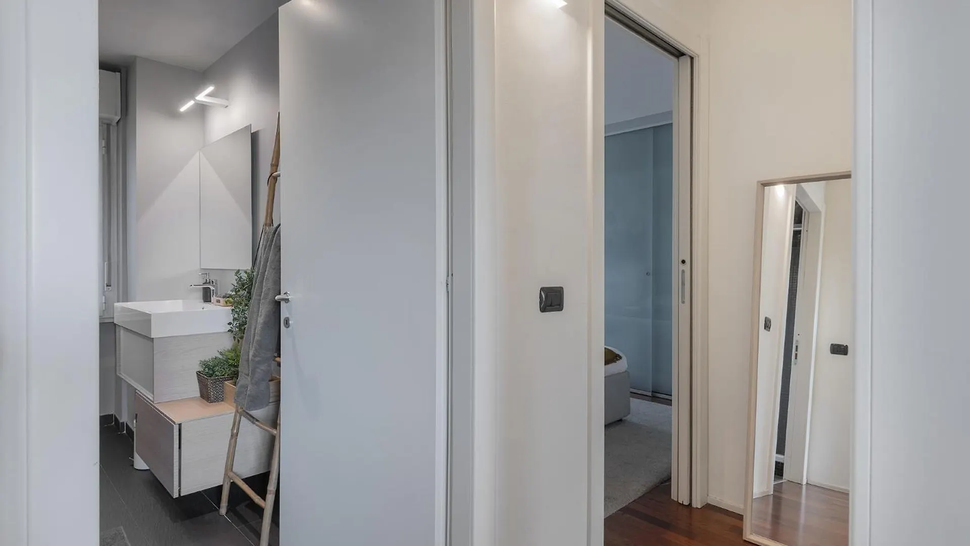 Apartment Giresio 41 - Your Penthouse With Rooftop Garden In Milano Navigli - Wifi