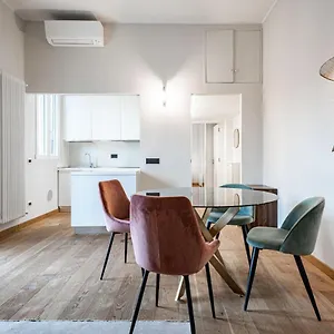 Montello Livings, Exclusive Terrace And Skyline View Milan